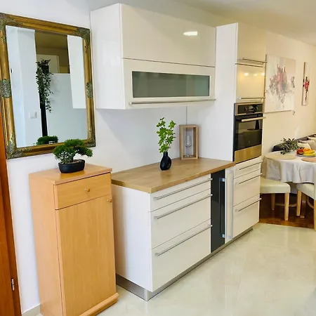 Apartment Topel Dom V Centru Mesta 5 *