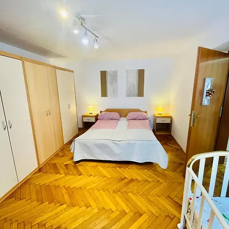 Apartamento Topel Dom V Centru Mesta 5 Máribor